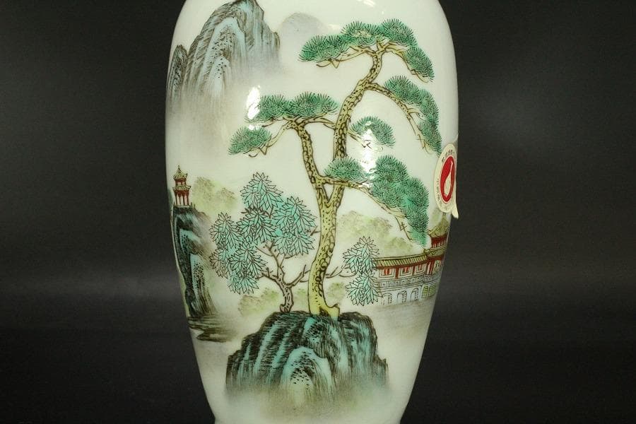 中国美術 景徳鎮 色絵 山水画 題詞紋 瓶 美品 911
