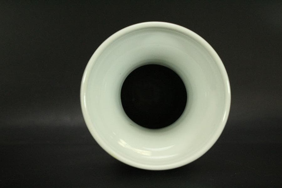 中国美術 景徳鎮 色絵 山水画 題詞紋 瓶 美品 911