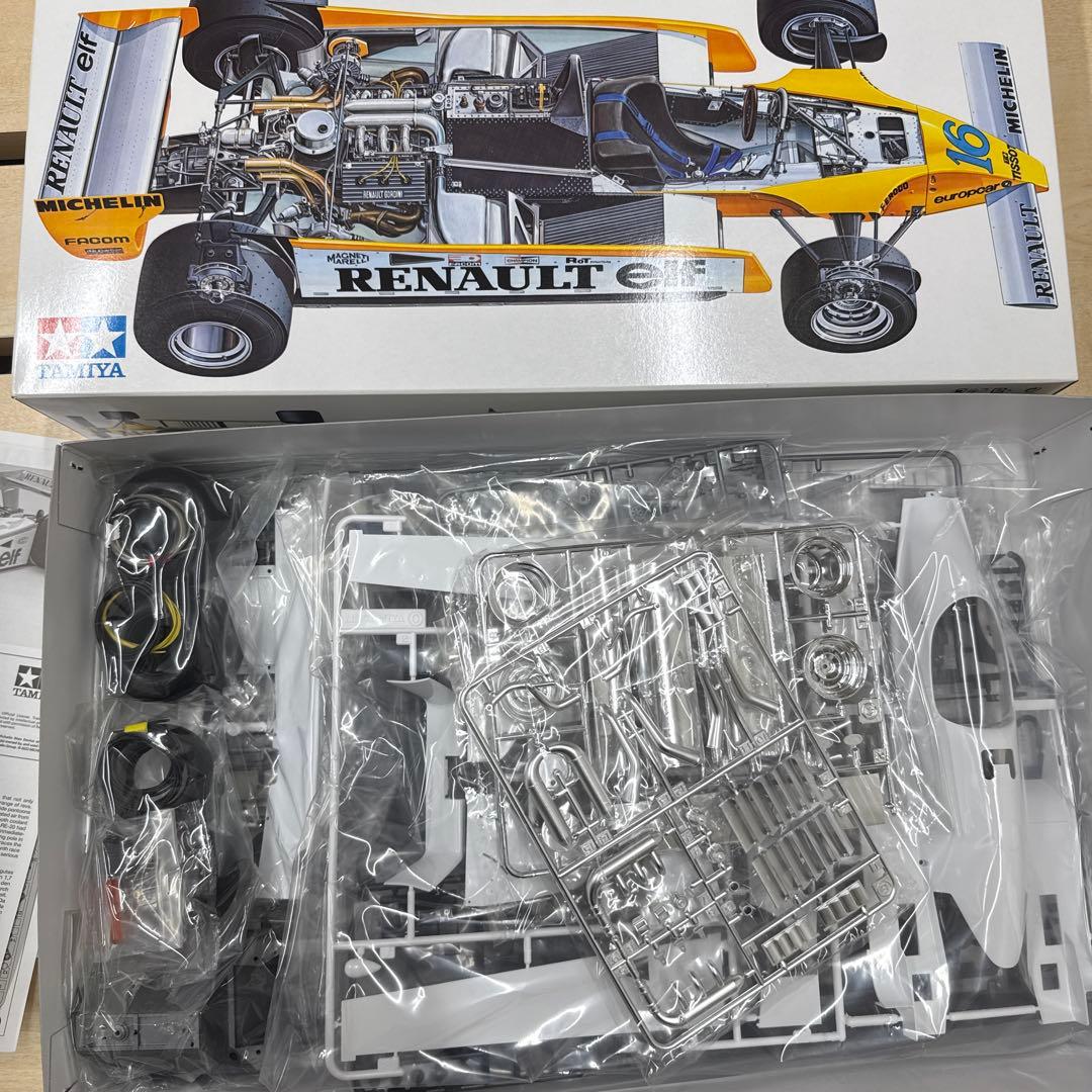 26 タミヤ　1/12 ルノーre マルティニ　ブラバム　タイレル　クイックデリ