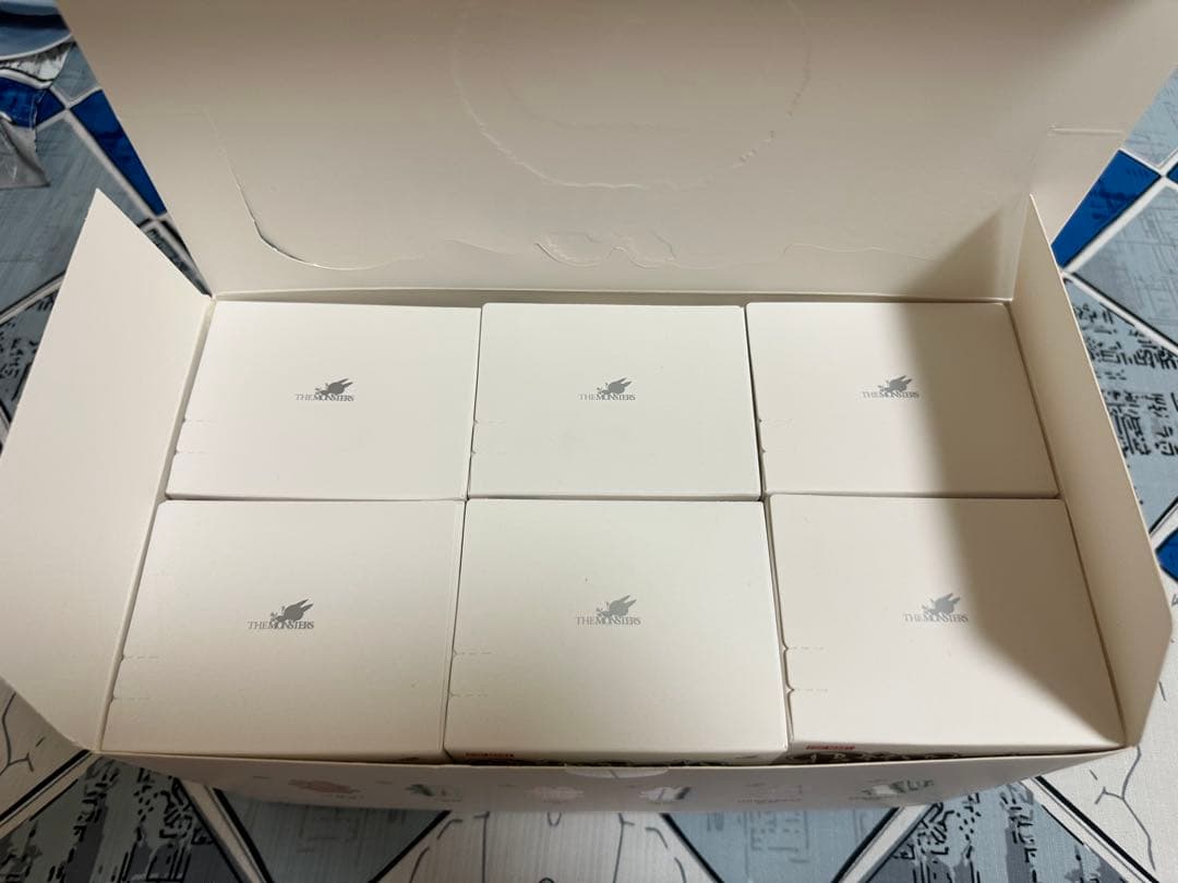 【正規品・未開封】 Labubu Big into Energy 6 箱