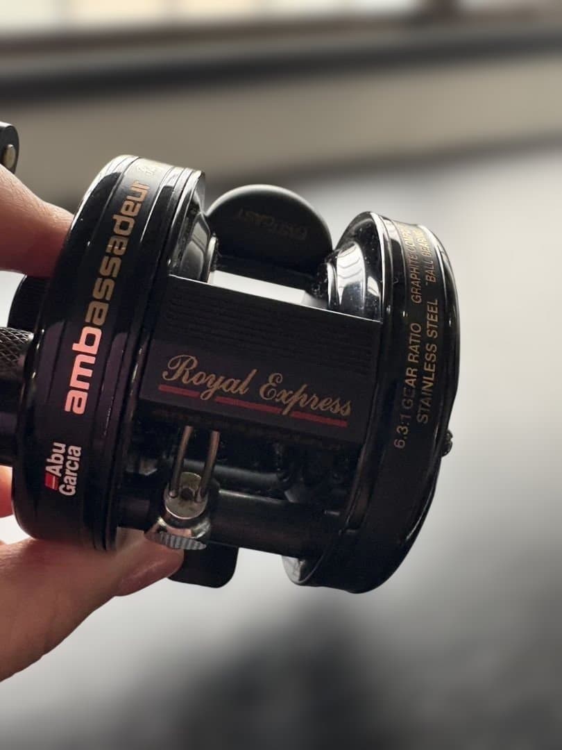 Abu Garcia  Express ベイトリール