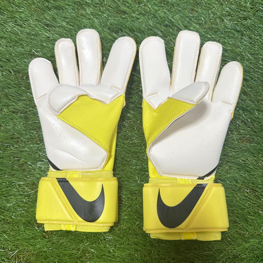 【ラスト一つ】ナイキ キーパーグローブ グリップ3   サイズ8 送料無料