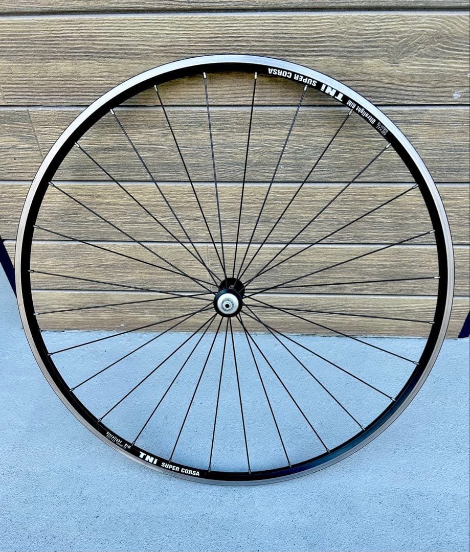 【TNI ハブ&リムの軽量ホイール（前輪）】重量0.77kg