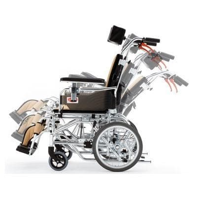 超美品　折り畳み式　車いす　肘あてはね上げ　ノーパンクタイヤ　介護