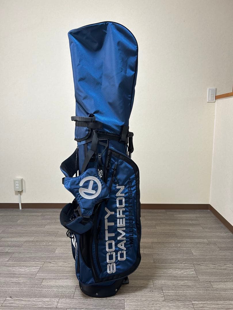 スタンド式キャディバック　ダークブルー！軽量で旅行用や気分転換のサブバックに！