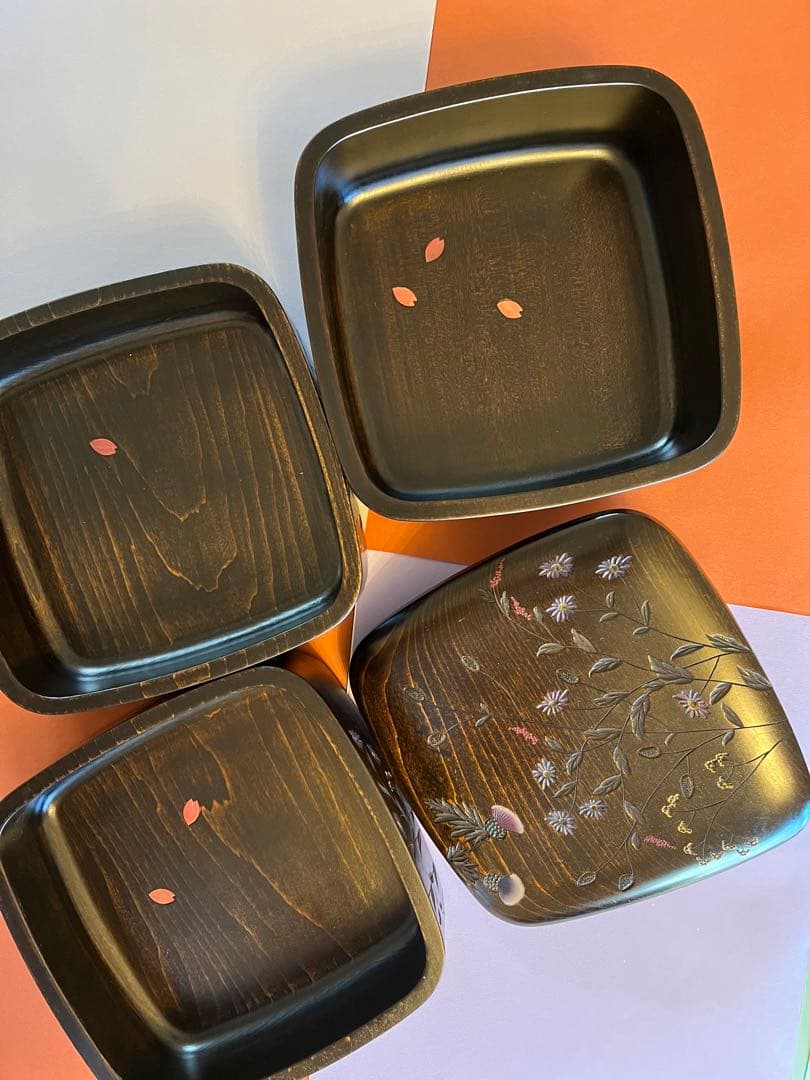 川添日記　重箱　草木彫　漆器