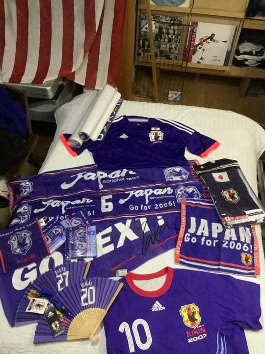 日本代表応援グッズ！レア物多数　adidasオリジナルズ