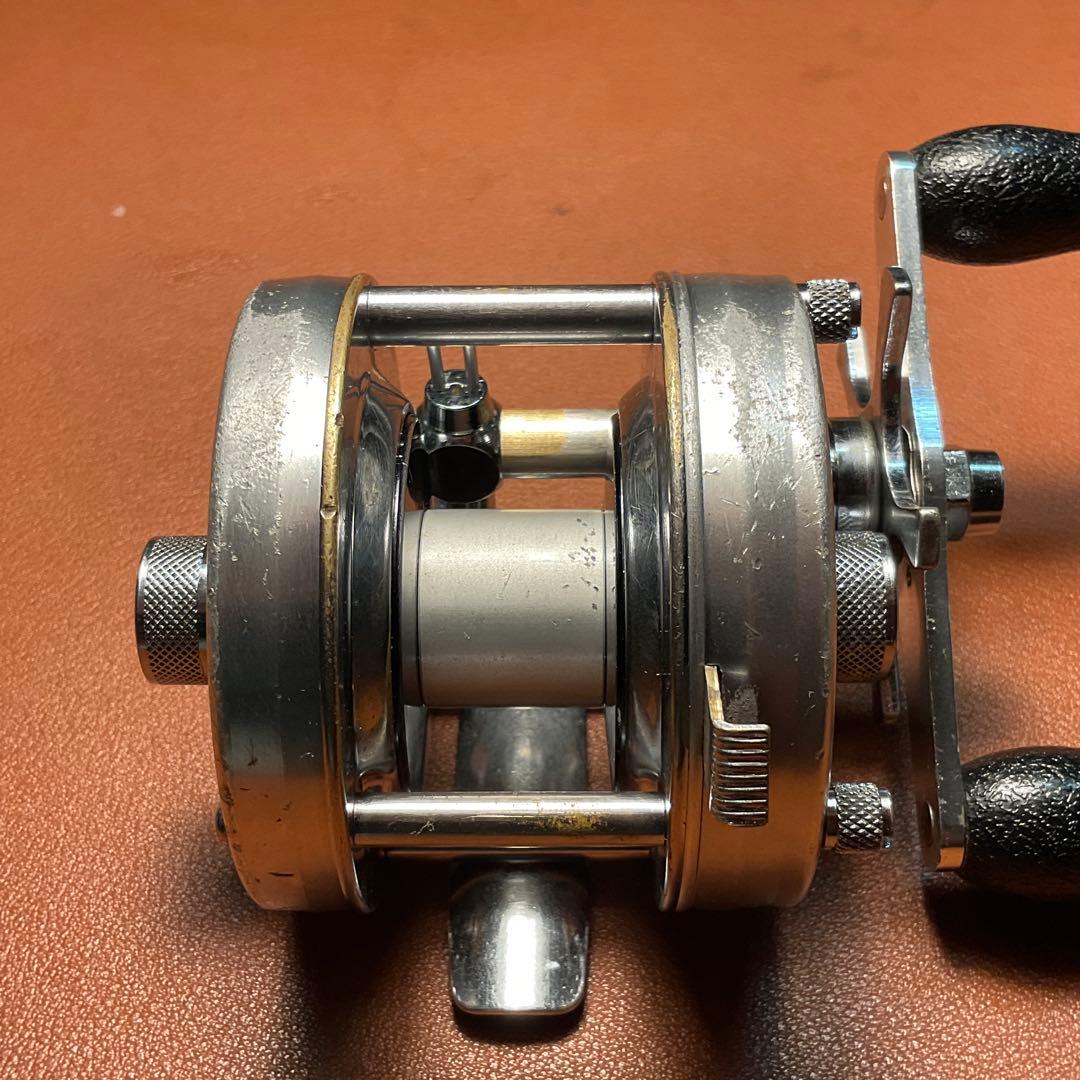 HEM03 ABU アンバサダー 4500C メンテ済 フレーム修正済