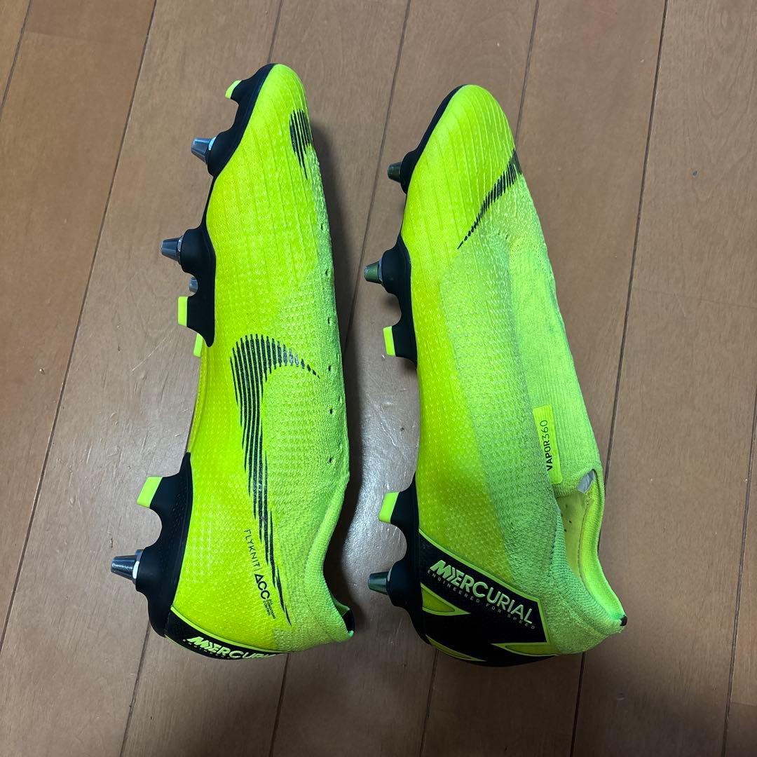 サッカースパイクナイキ