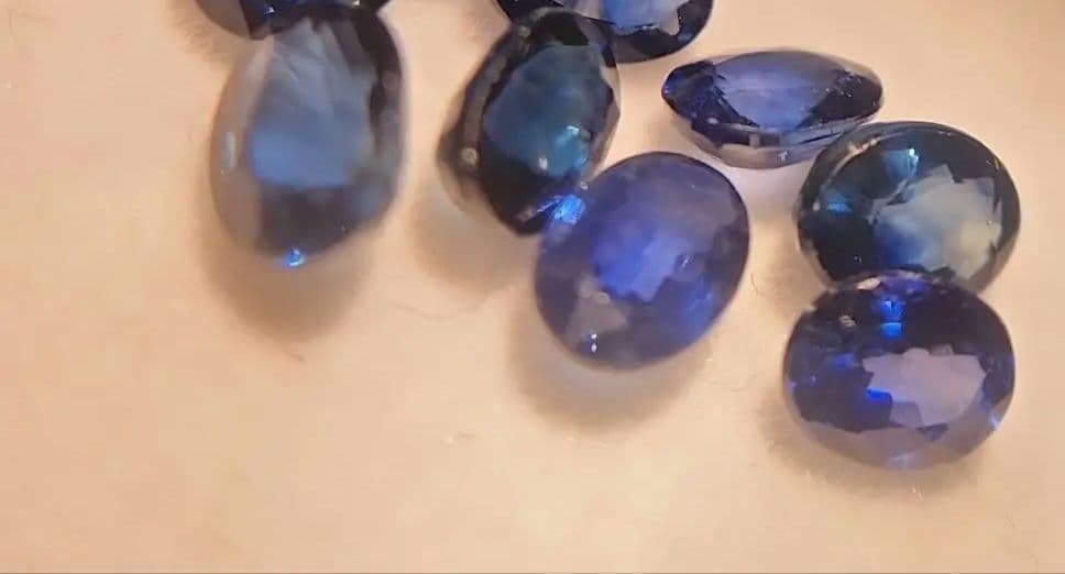 天然サファイア ルースセット 2656