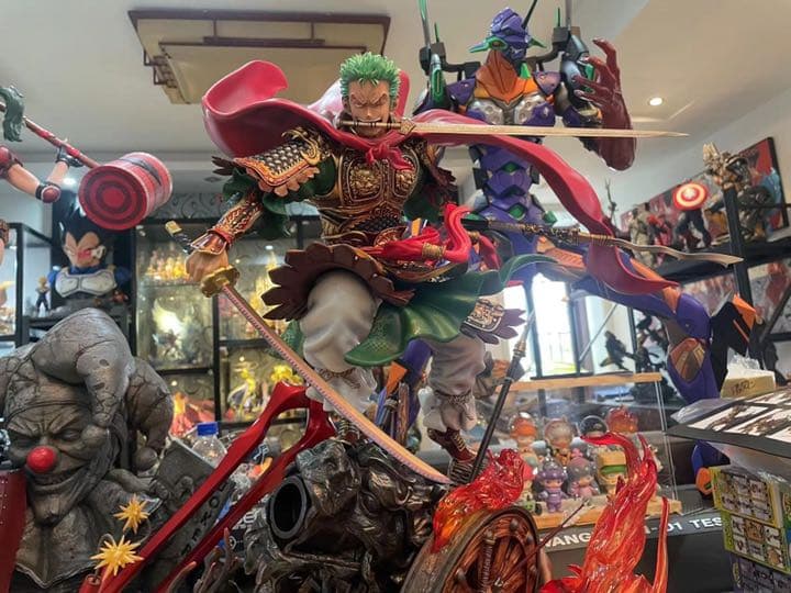 ワンピース　バンダイ授権中国製正規品 中国風ゾロ　スタチュー