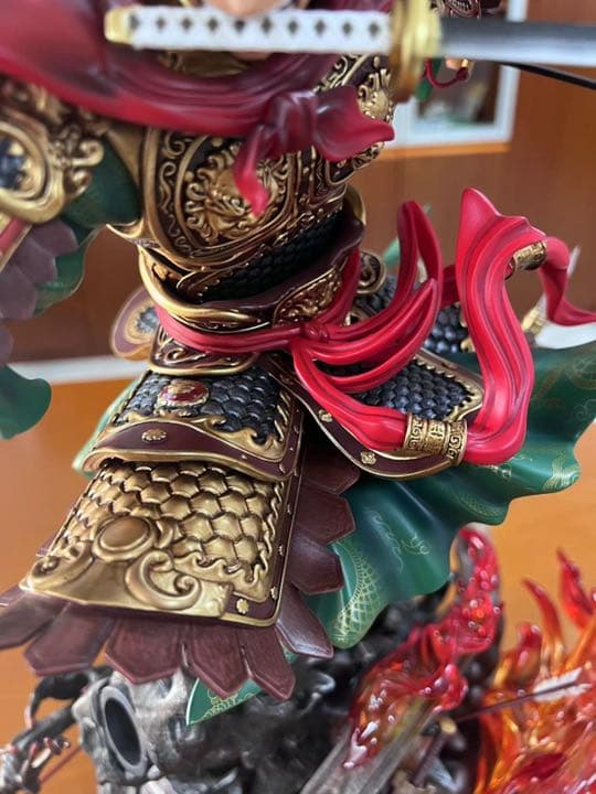 ワンピース　バンダイ授権中国製正規品 中国風ゾロ　スタチュー