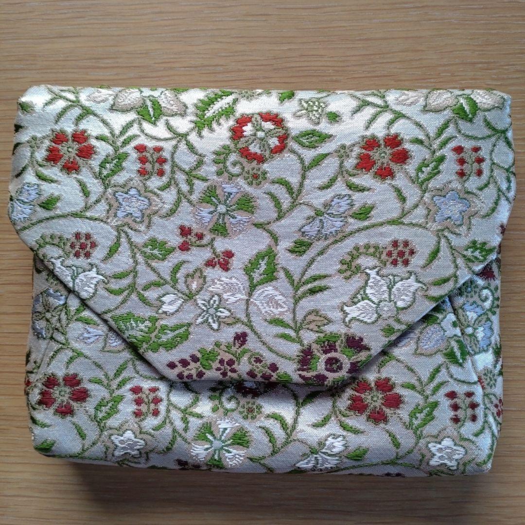 茶道具　数寄屋袋　早雲寺文台裂九色蔓唐草銀襴　ハンドメイド