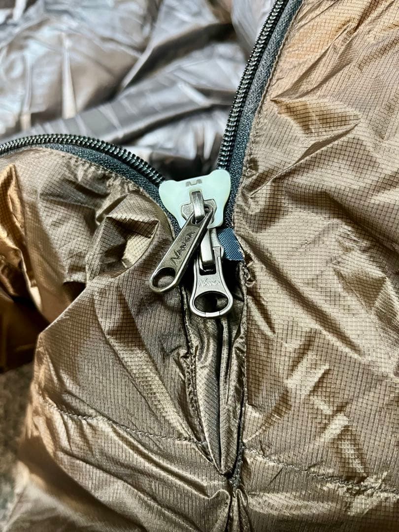 Nanga ナンガ オーロラライト 600dxブラウン寝袋 収納袋付き