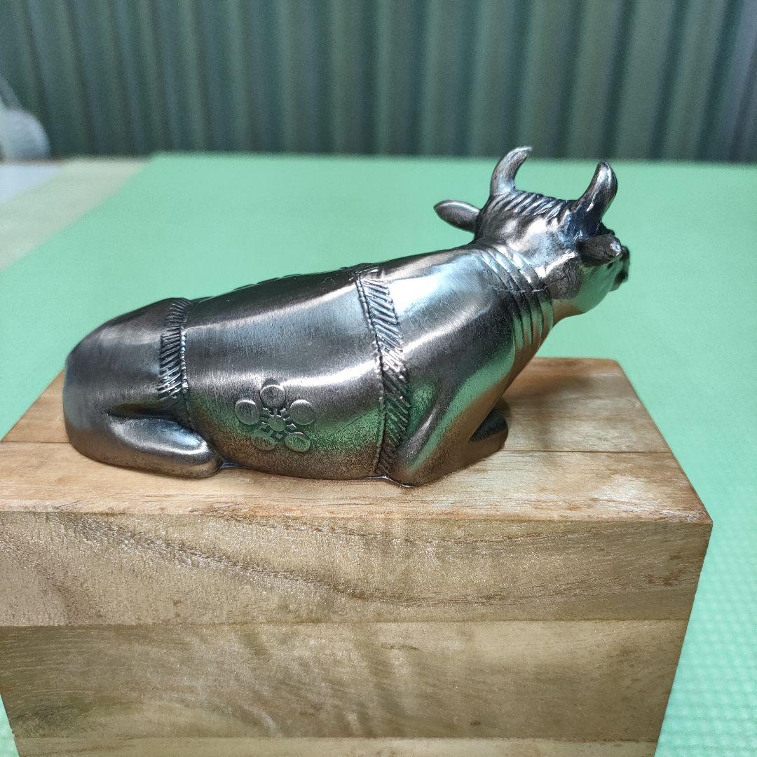 【１月特価 】神牛　大阪天満宮　撫で牛　木製箱入　牛の置物　新品未使用