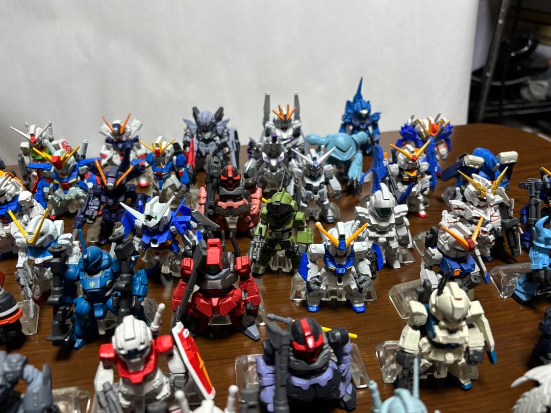 値下げ中！　FW ガンダムコンバージ　約90体セット
