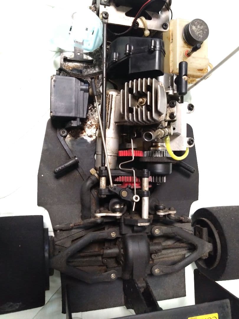 京商フェラーリ　FERRARI 642/F1-91 1/8 エンジンRC