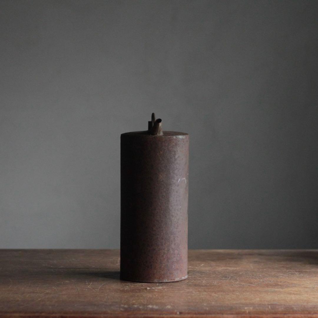 錆びた 鉄あるいはブリキ 水注 古道具 アンティーク オブジェ