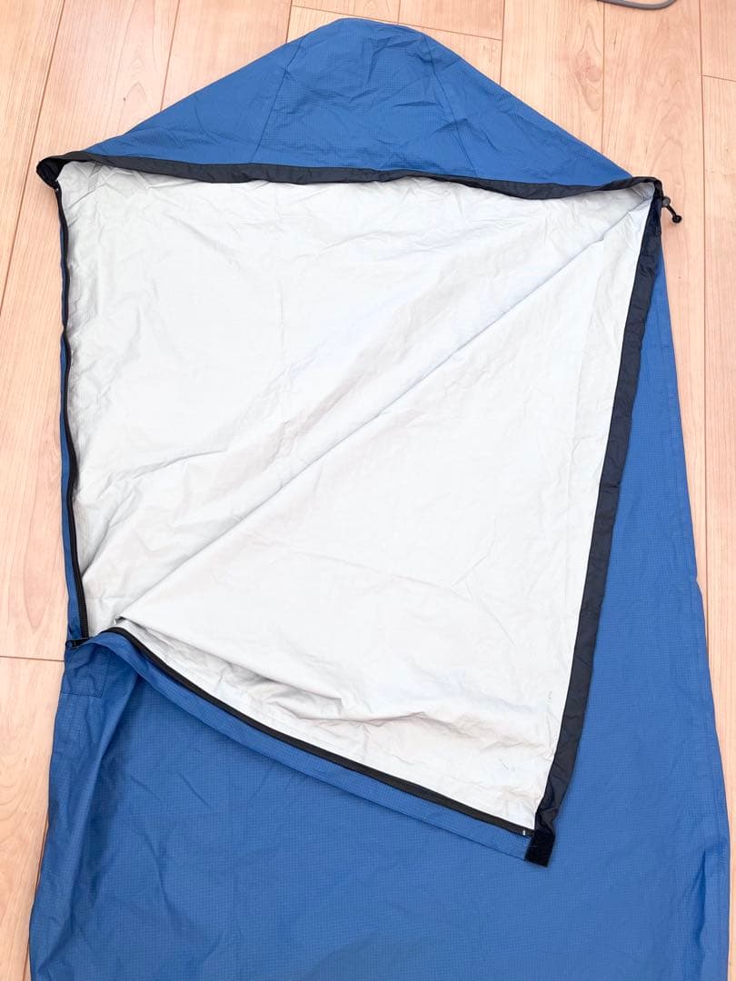 美品　ISUKA ゴアテックス　シュラフカバー　ワイド