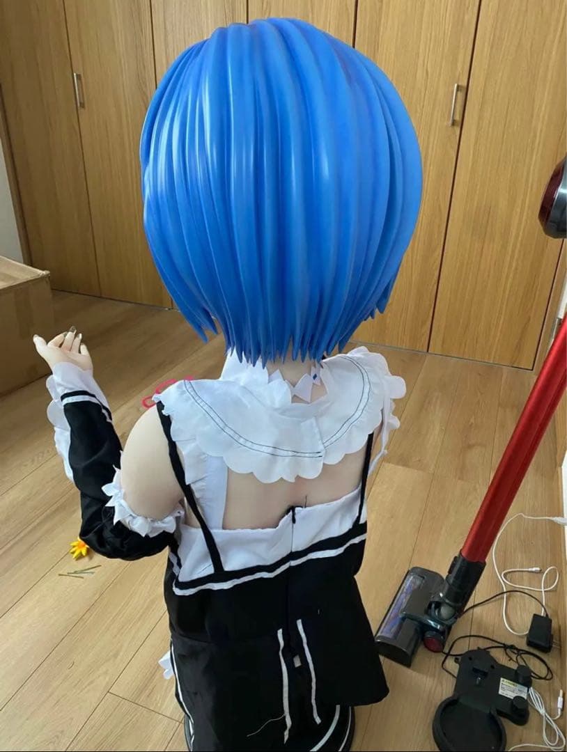 Re:ゼロから始める異世界生活　レム 1/1 胸像フィギュア110cm高さ