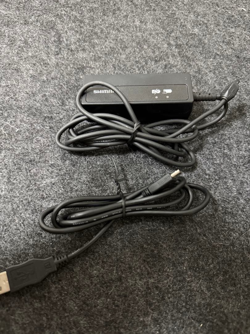 シマノ　SM-BCR2 バッテリーチャージャー