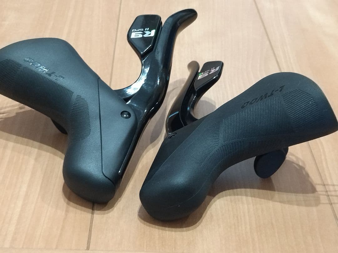 新同 L-TWOO R9 2×11 デュアルコントロールレバー