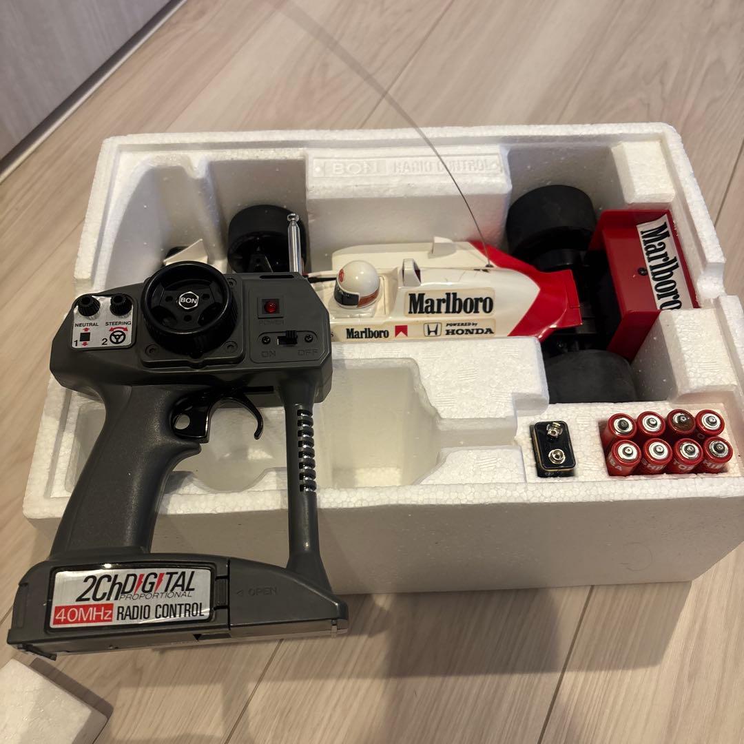 マクラーレホンダ　MP4/4 ラジコン