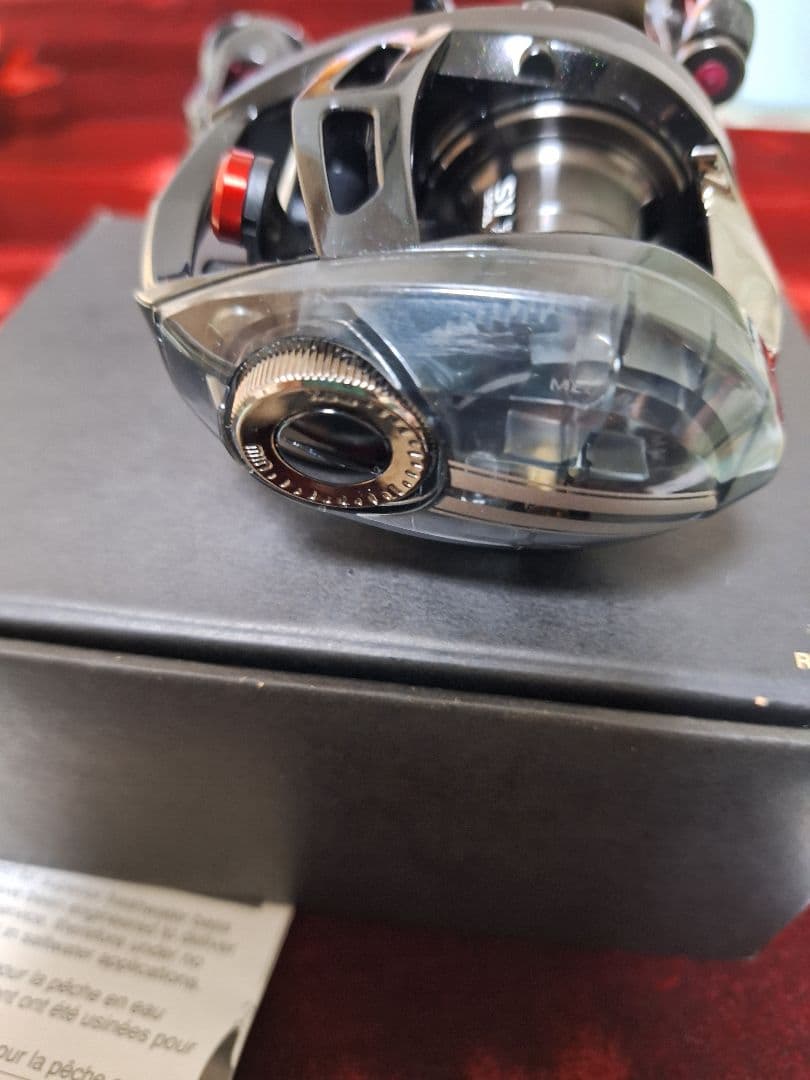 【新品未使用】Lauda72 RIGHT MEGABASS REEL