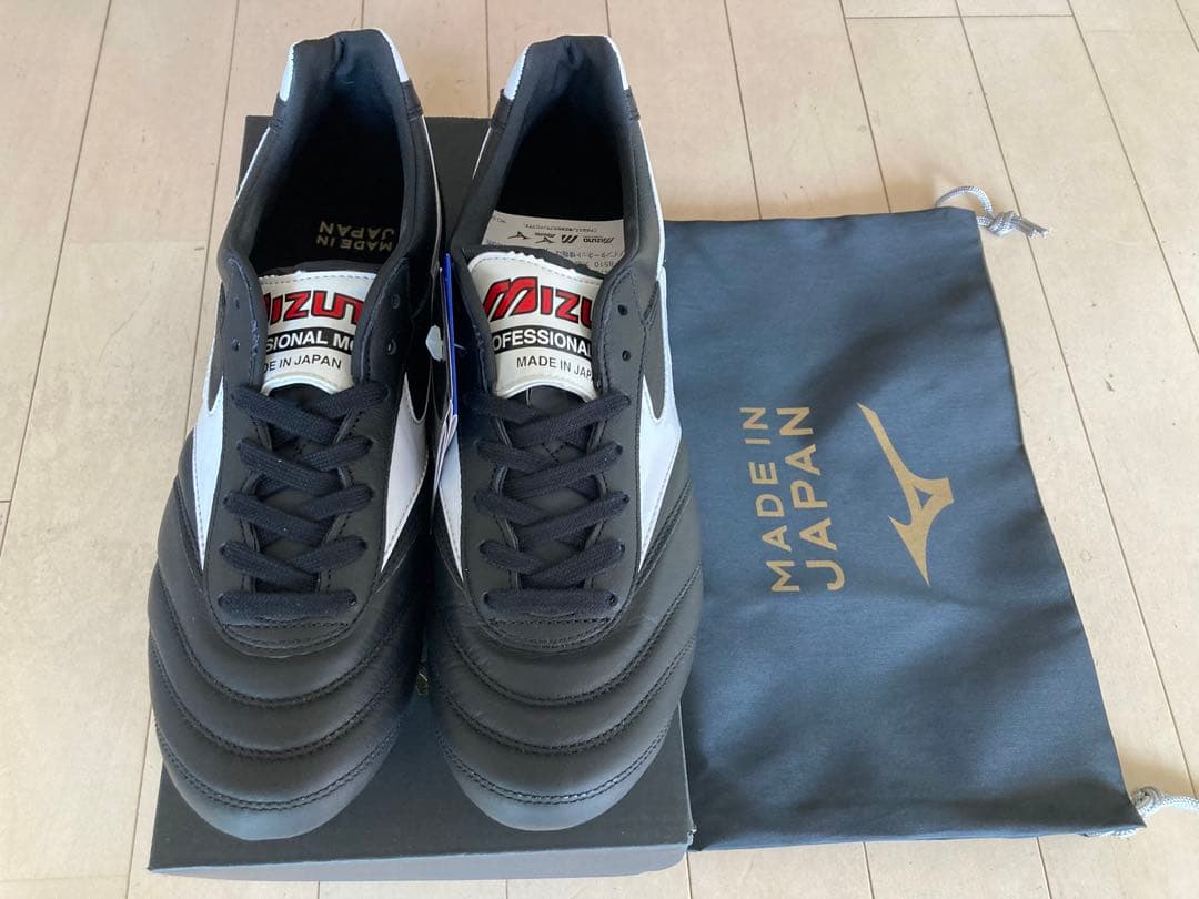 モレリア2ジャパン　黒　24.5㎝　新品。