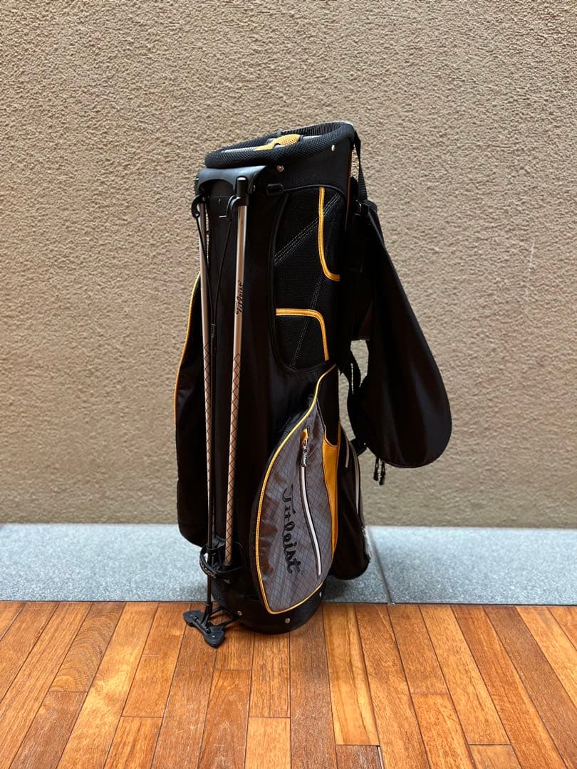 Titleist スタンド式キャディバッグ 8.5型 5分割 ブラック・オレンジ