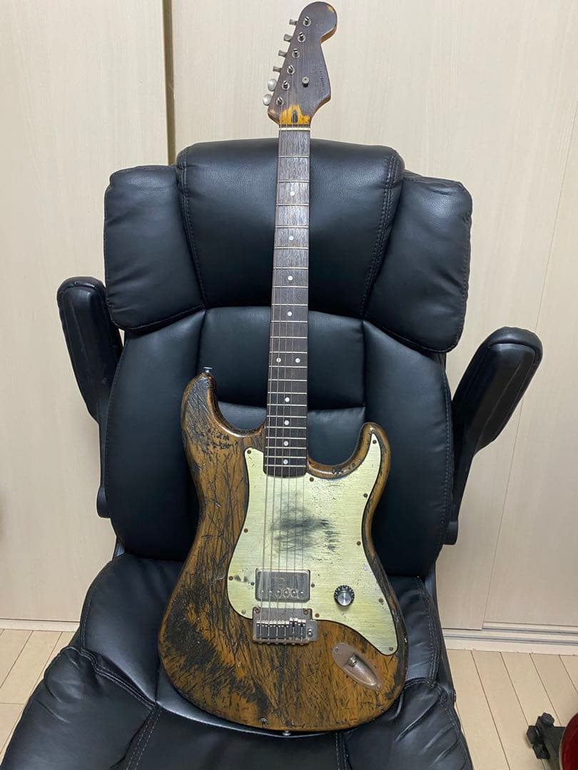 Feral Original Custom Guitar カスタムギター