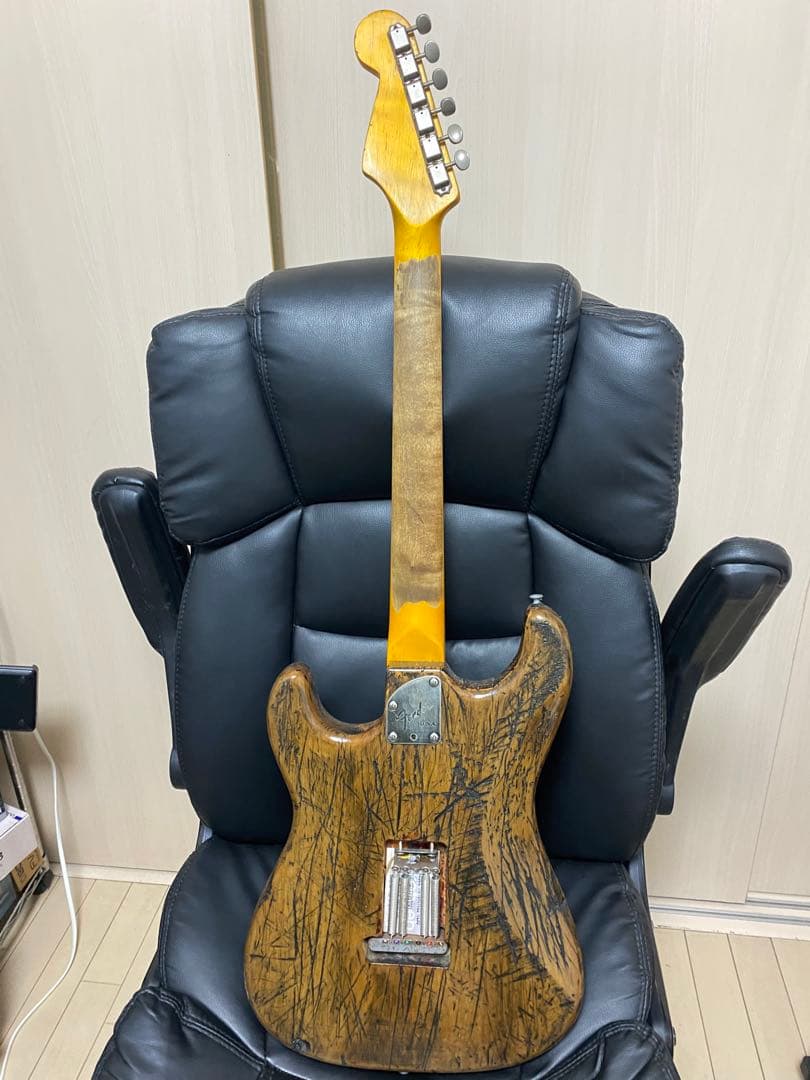 Feral Original Custom Guitar カスタムギター