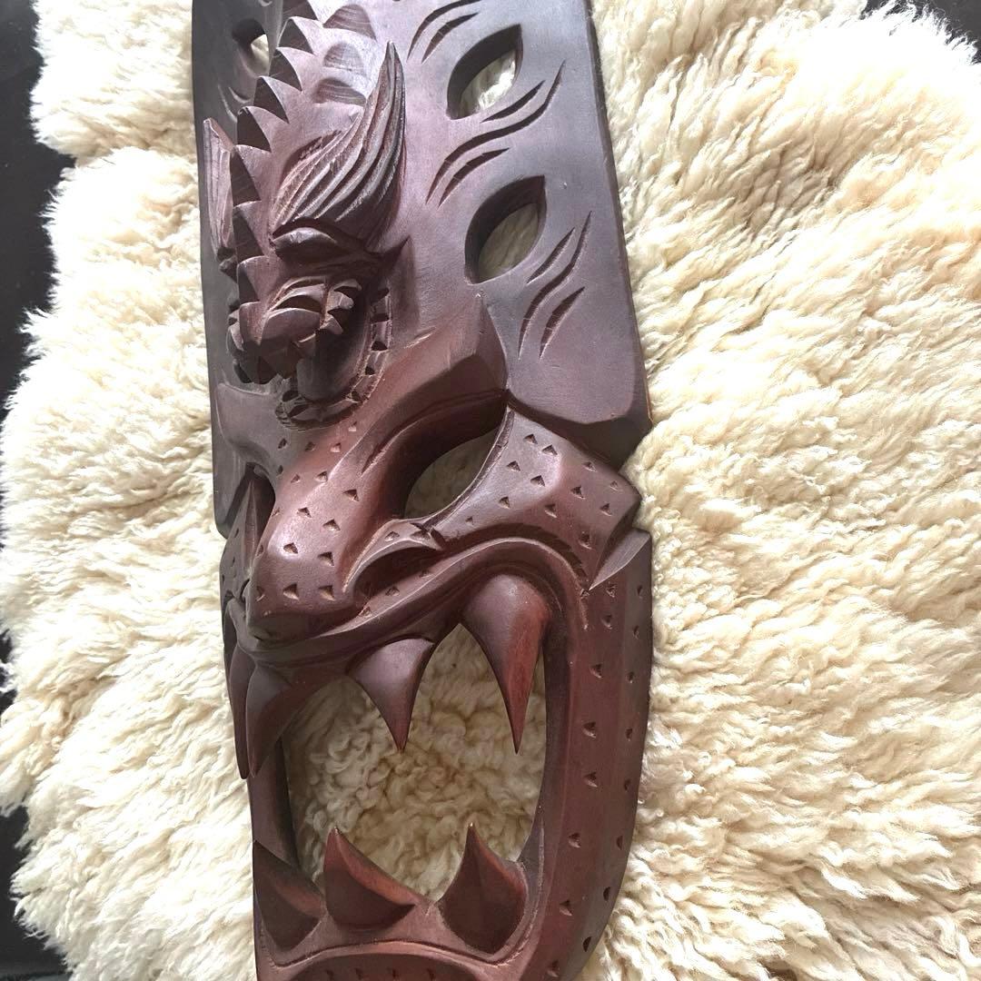 木製彫刻マスク ダークブラウン　インドネシア　お面　お土産　ヴィンテージ