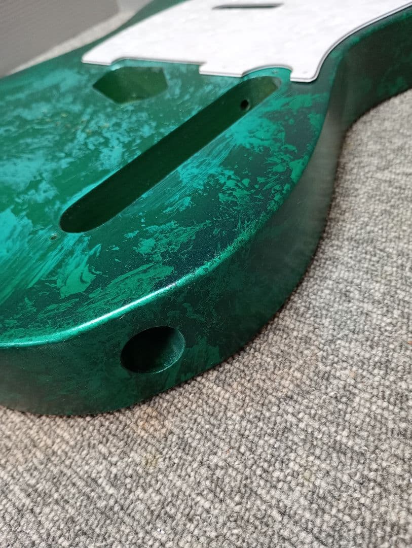 テレキャスター 塗装済ボディ ホワイトパールピックガード付き