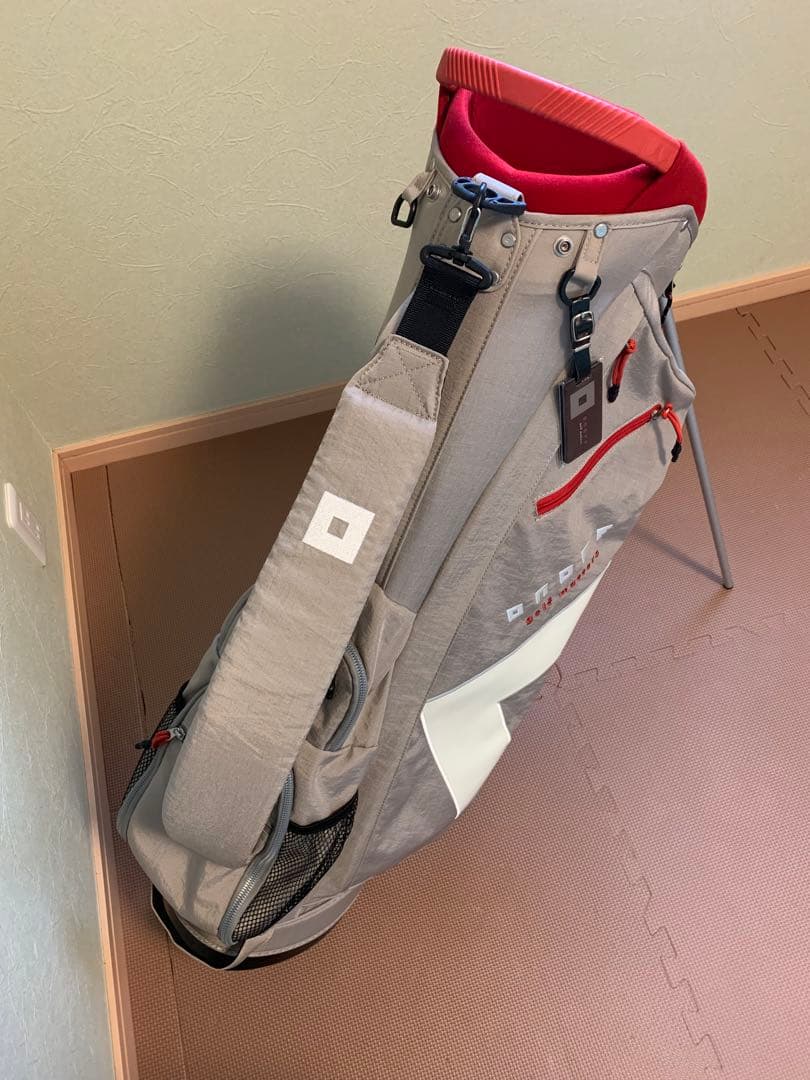 ONOFF ゴルフスタンドバッグ サンドベージュ
