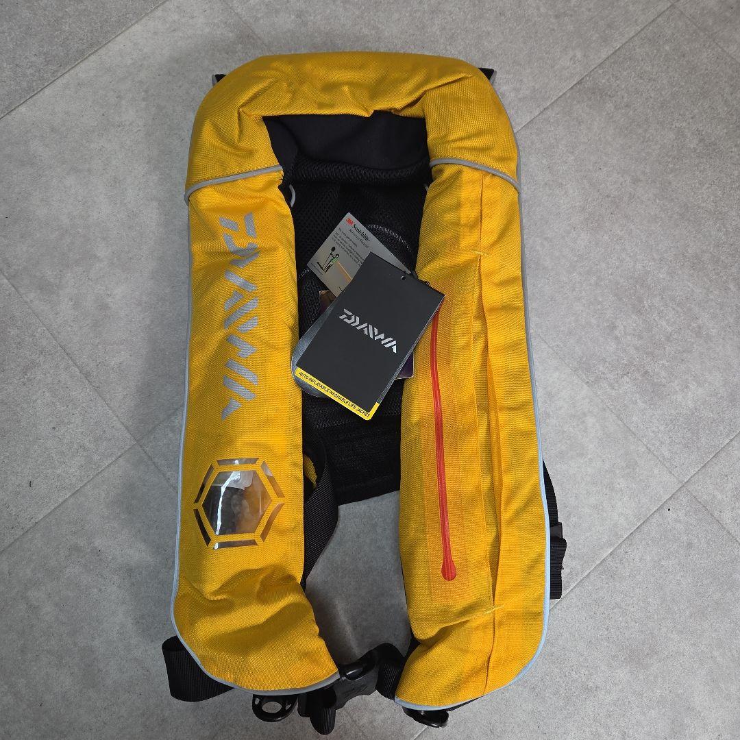 ㉙新品 ダイワ ウォッシャブルライフジャケット DF-2000 桜マーク有