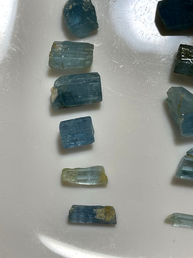 天然アクアマリン　ベトナム産　313.85 ct