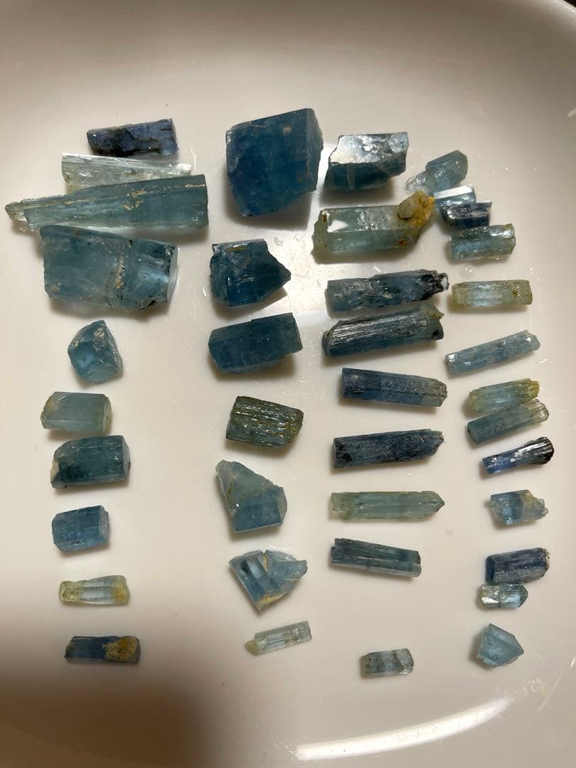 天然アクアマリン　ベトナム産　313.85 ct