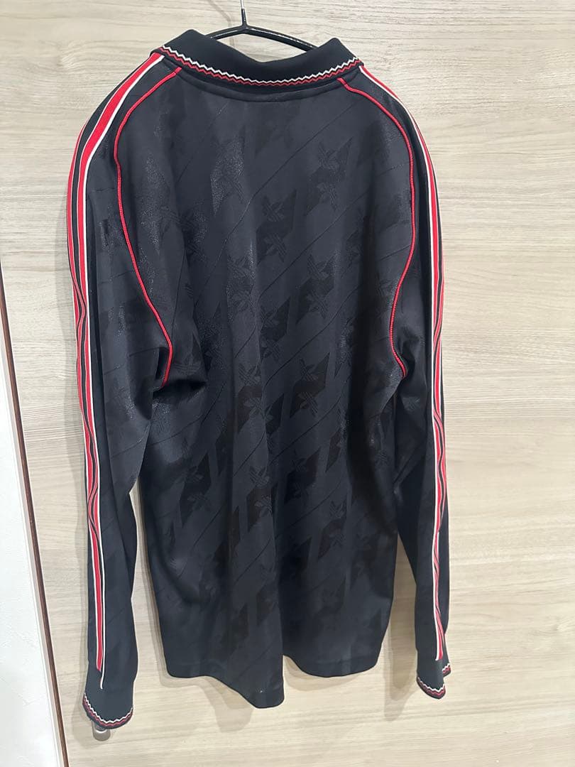 adidas マンチェスターユナイテッド　ブラック レッド 長袖シャツ XL