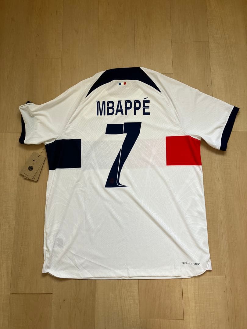 正規品　パリサンジェルマン エムバペ　オーセンティック　ユニフォーム