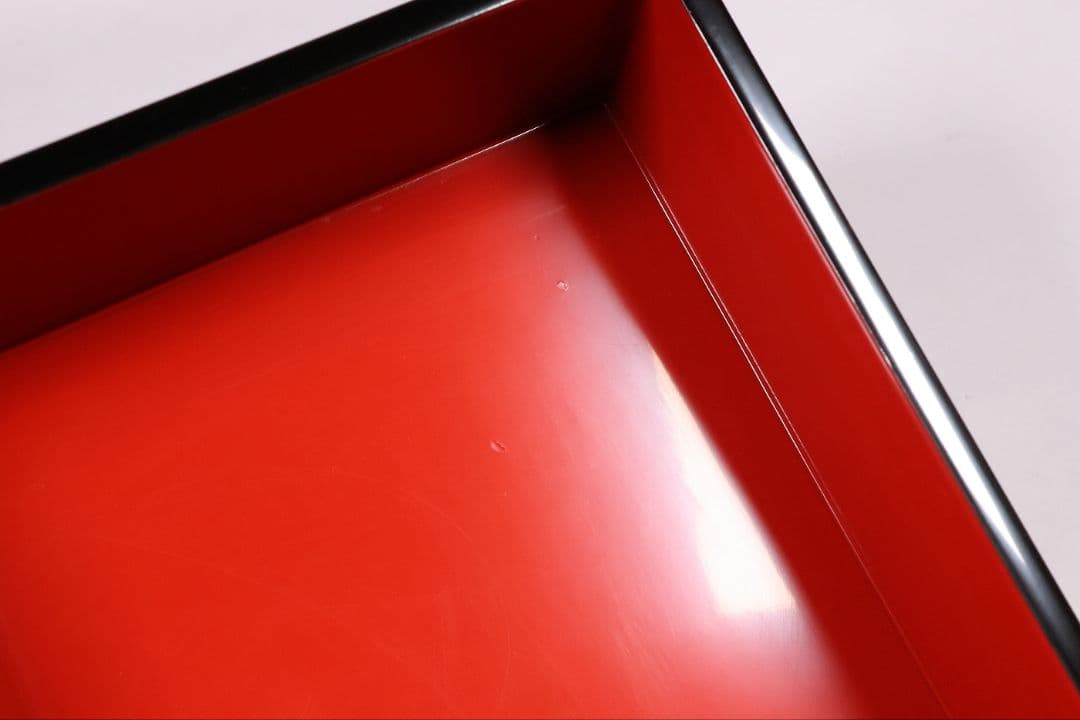 輪島塗 沈金 菊花 五段重箱 蓋2枚 黒塗 内朱塗 木製漆器 漆芸【MB56】