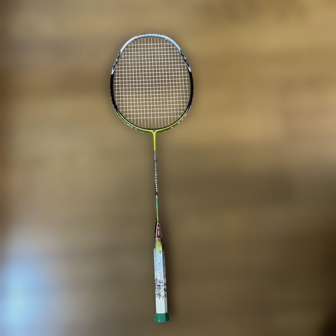 ヨネックス　ラケットARMORTEC800