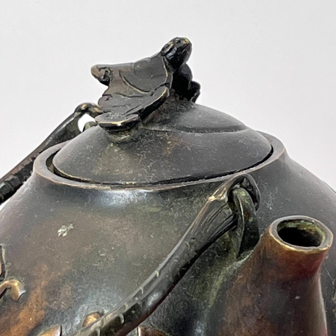 【週末セール】上海骨董街　茶瓶　銅製　大明宣徳年製刻印あり　上海骨董街