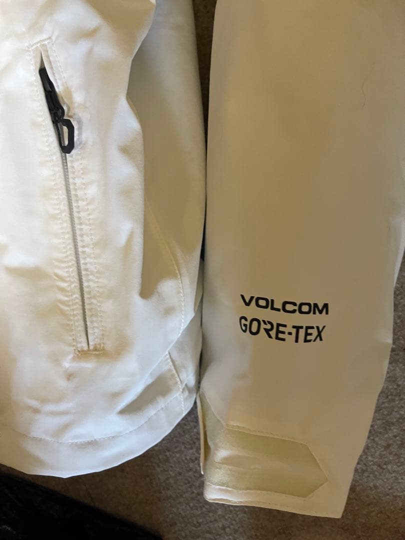 [極美品] 超特価 VOLCOM GORE-TEX スノーボードウェア上下セット