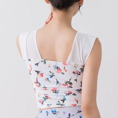 【新品】SUKALA ローズプリントグレースショートトップス M