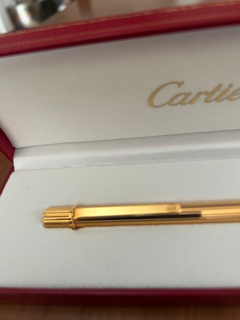 Cartier ゴールド ボールペン 専用ケース付き