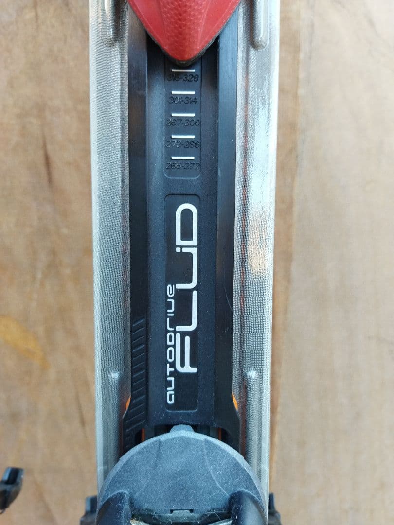 ディナスター　DYNASTAR スキー板　CONTACT 09 グレー