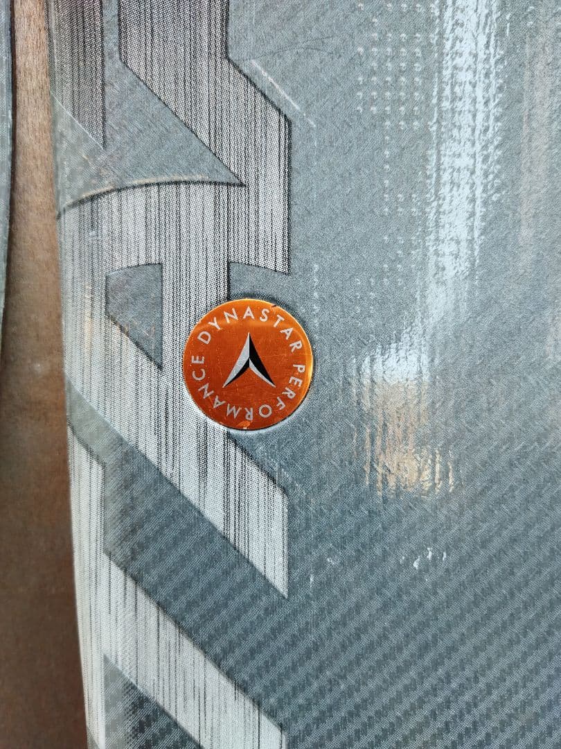 ディナスター　DYNASTAR スキー板　CONTACT 09 グレー