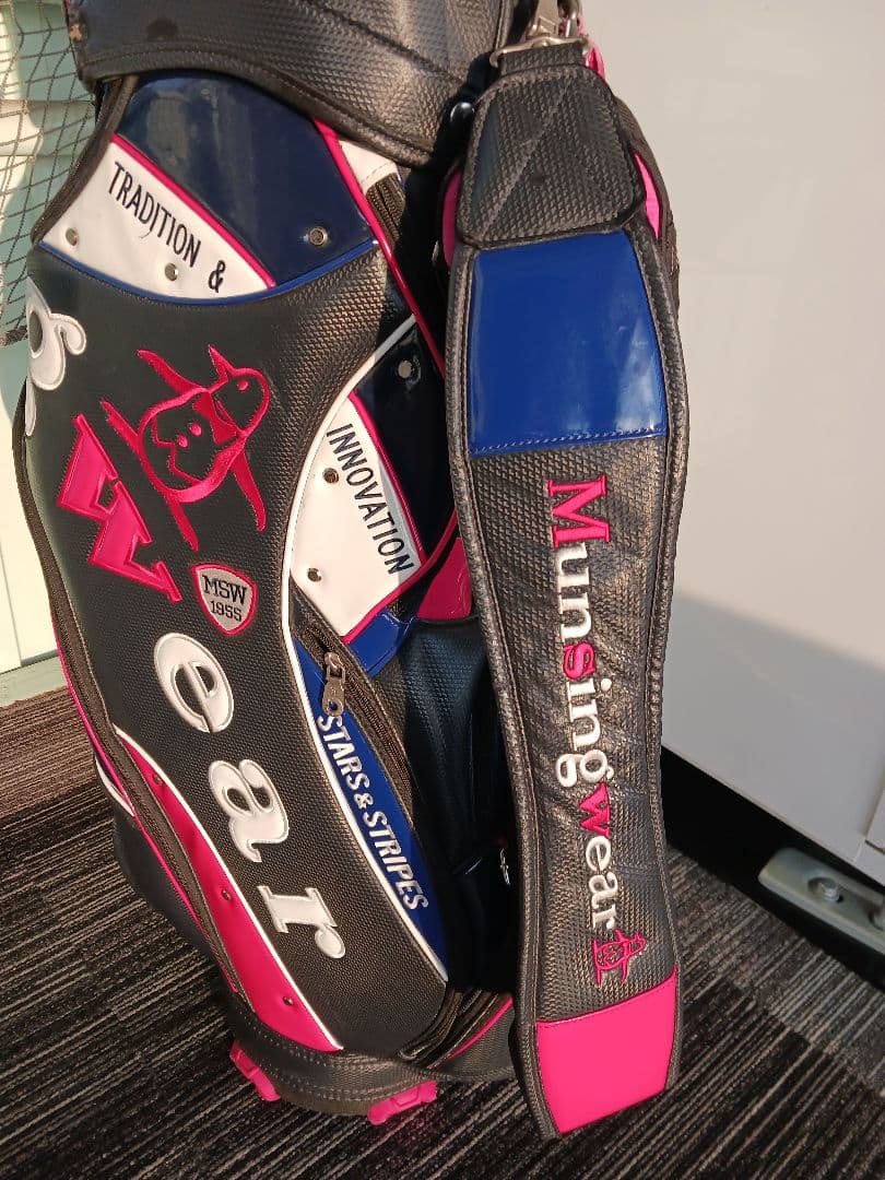 【希少】 おしゃれなトラベルカバー付　Munsingwearキャディバッグ