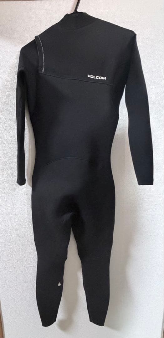 『VOLCOM/ボルコム』 Mサイズ ジャージフルウェットスーツ 3ミリ2ミリ